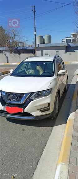 نیسان ئێکس ترەیل